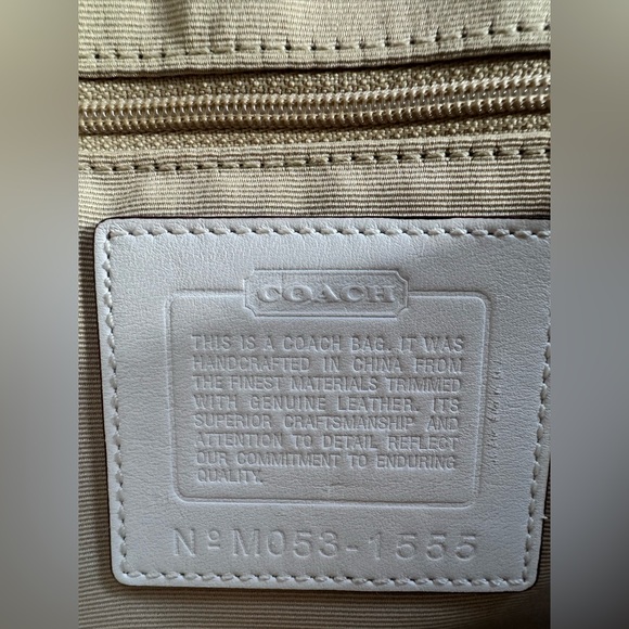 Coach Optic Silver Bumble Bee Soho Flap Shoulder Bag Limited Edition 1555 Y2K - Picture 8 of 9